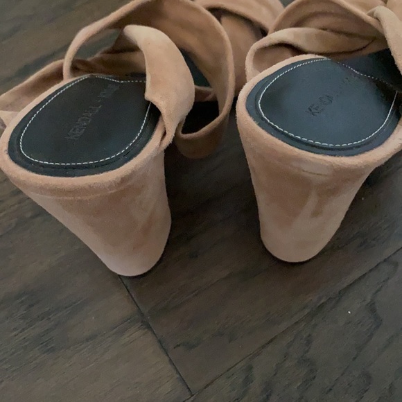 Kendall & Kylie Dusty Pink Mules - Picture 7 of 7